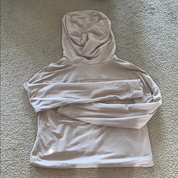 Lululemon crop hoodie - Picture 3 of 6